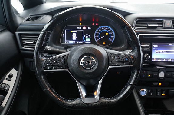 Nissan Leaf 14 of 30