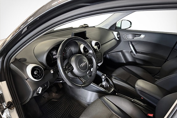 Audi A1 7 of 11