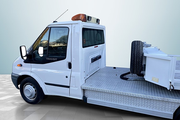 Ford Transit 13 of 24