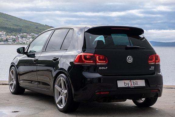 Volkswagen Golf VI 6 of 30
