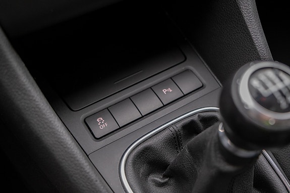 Volkswagen Golf VI 22 of 30