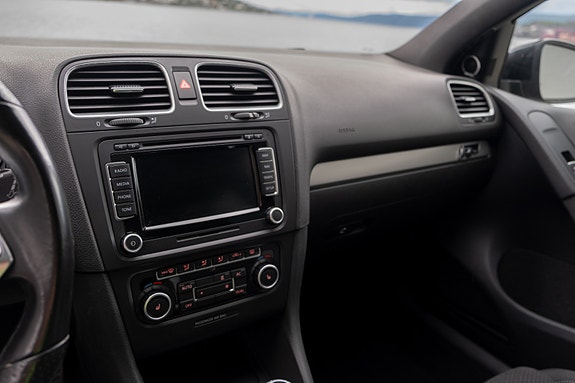 Volkswagen Golf VI 18 of 30