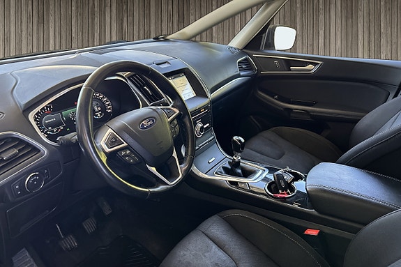 Ford S-MAX 10 of 18