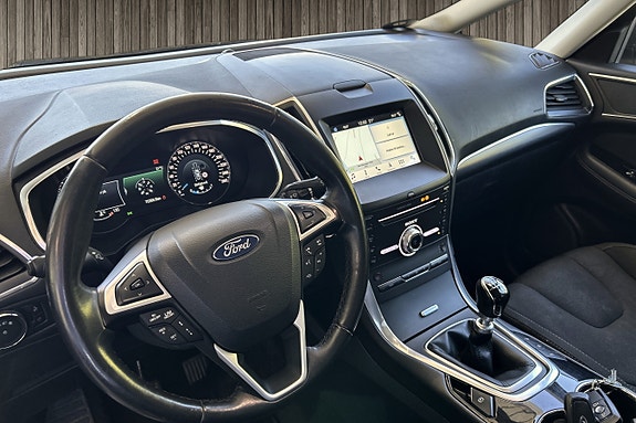 Ford S-MAX 11 of 18