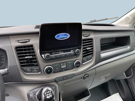 Ford Transit 22 of 26