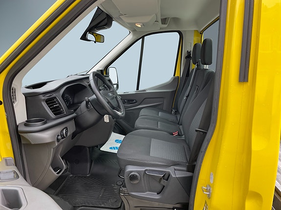 Ford Transit 17 of 26