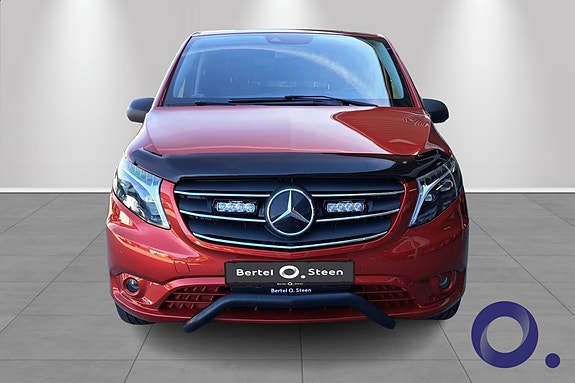 Mercedes-Benz Vito 119 2 of 14