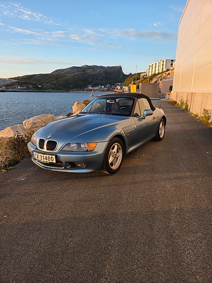BMW Z3 2 of 7