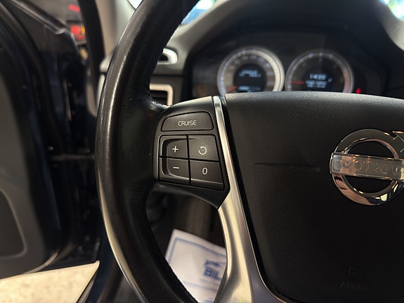 Volvo XC70 21 of 30