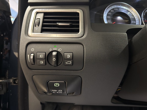 Volvo XC70 20 of 30