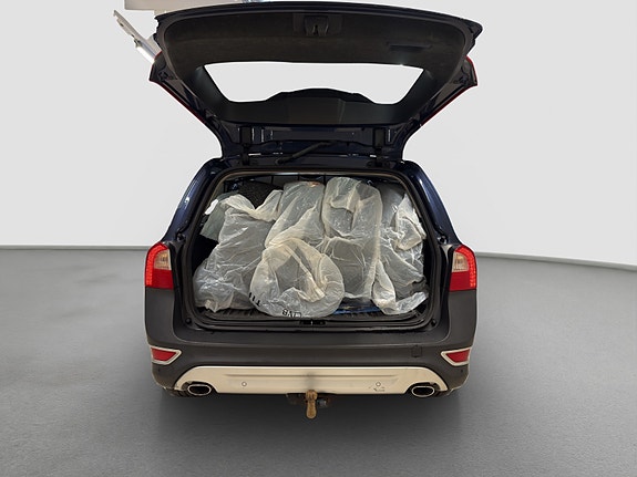 Volvo XC70 6 of 30