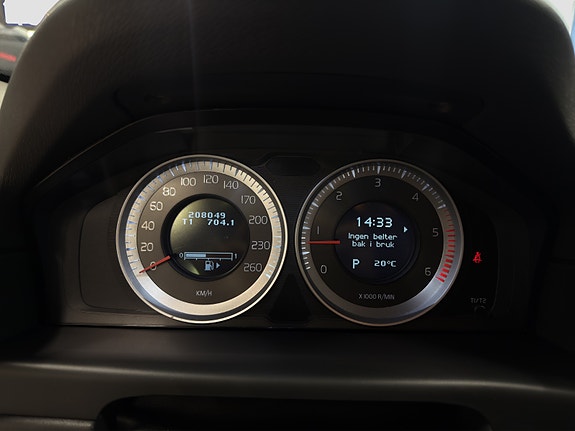 Volvo XC70 22 of 30