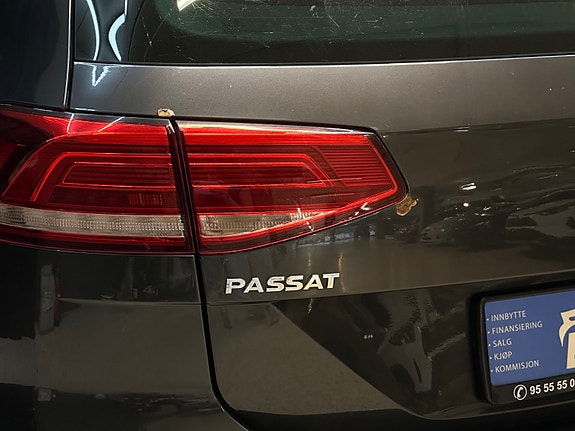 Volkswagen Passat 20 of 25