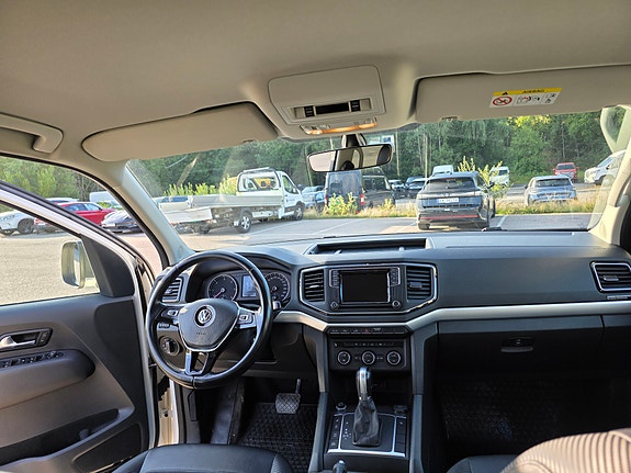 Volkswagen Amarok 5 of 11