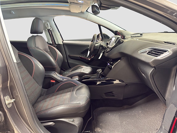 Peugeot 2008 15 of 30