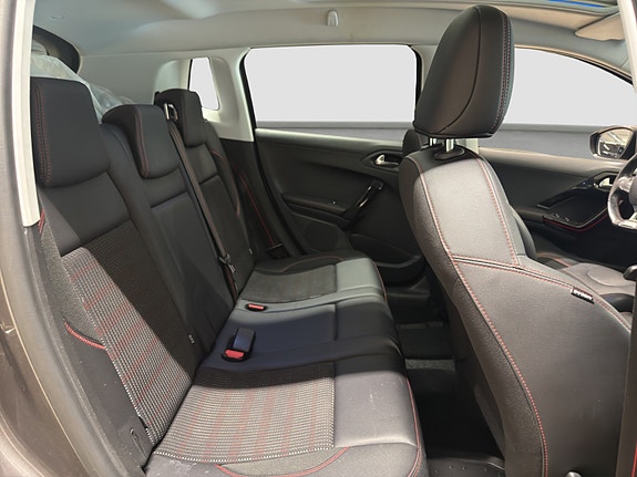 Peugeot 2008 11 of 30
