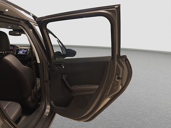 Peugeot 2008 10 of 30