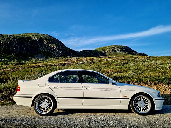 Alpina B10 5 of 30