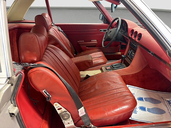 Mercedes-Benz SL 11 of 23