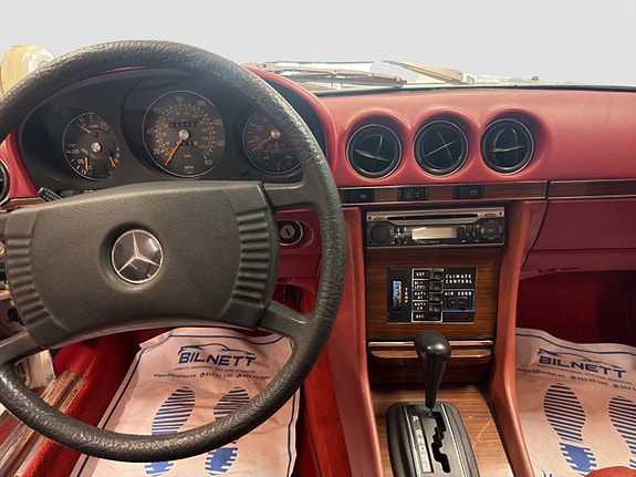 Mercedes-Benz SL 18 of 23