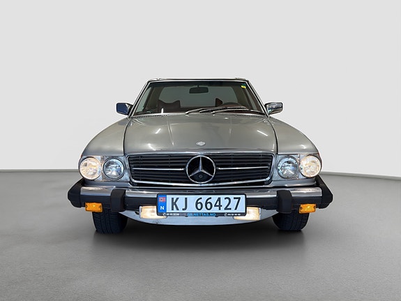 Mercedes-Benz SL 2 of 23