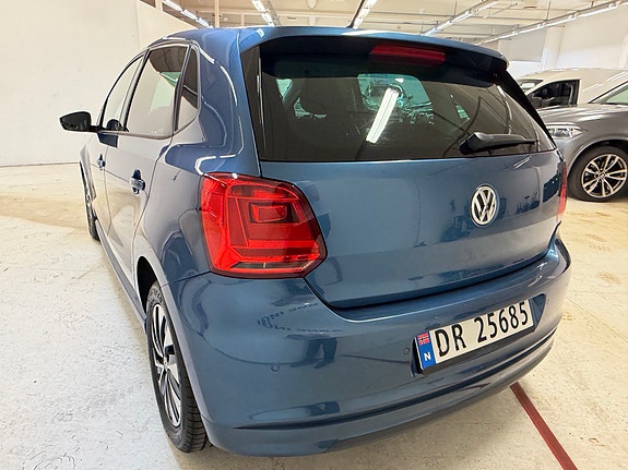 Volkswagen Polo 4 of 17