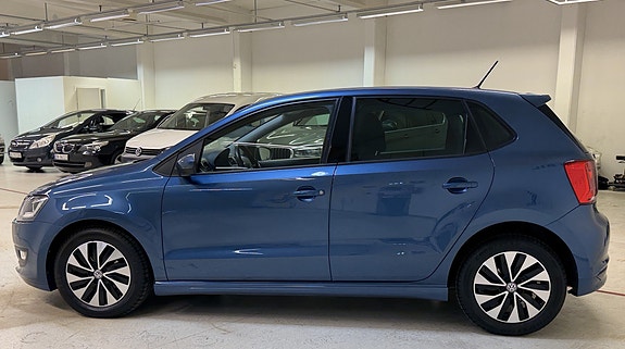 Volkswagen Polo 5 of 17