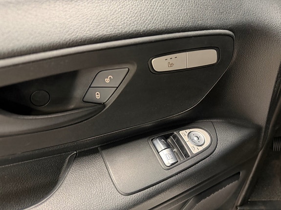 Mercedes-Benz Vito 17 of 30