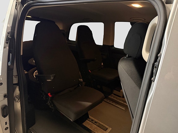 Mercedes-Benz Vito 11 of 30