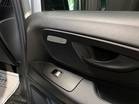 Mercedes-Benz Vito 14 of 30