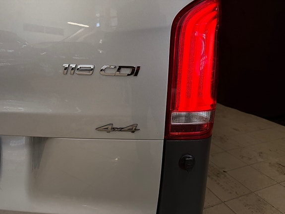 Mercedes-Benz Vito 7 of 30