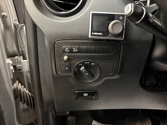 Mercedes-Benz Vito 19 of 30