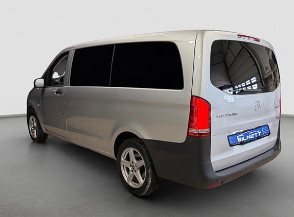 Mercedes-Benz Vito 9 of 30