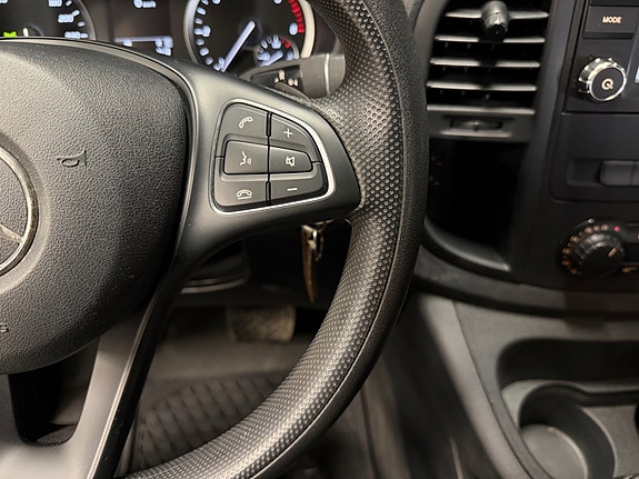 Mercedes-Benz Vito 23 of 30