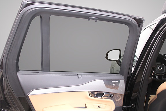 Volvo XC90 17 of 30