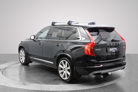 Volvo XC90 7 of 30
