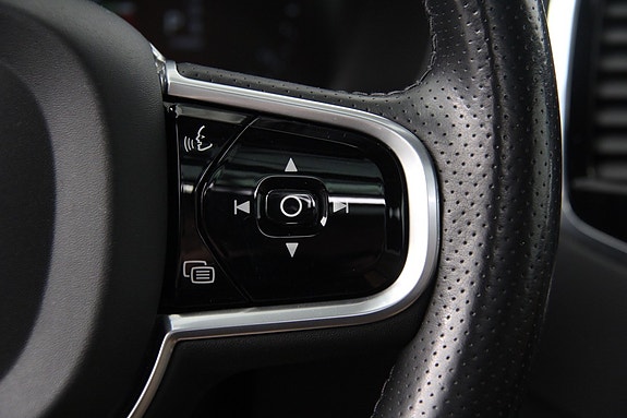 Volvo XC90 29 of 30