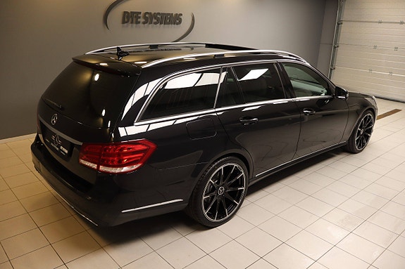 Mercedes-Benz E350 d 2 of 30