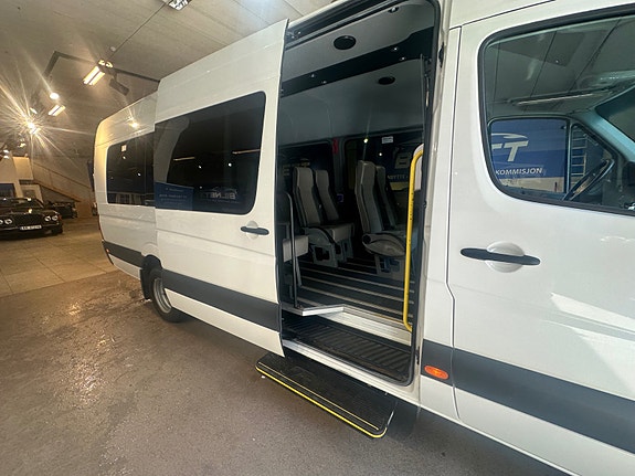 Volkswagen Crafter 8 of 28