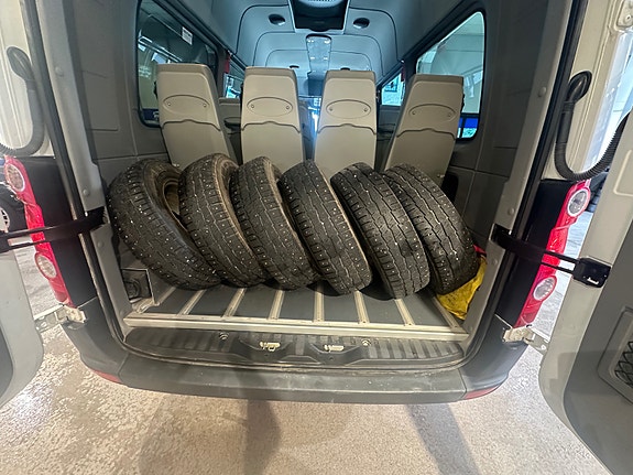 Volkswagen Crafter 7 of 28