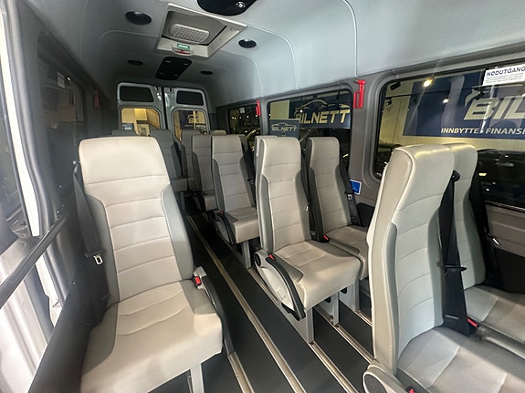 Volkswagen Crafter 11 of 28