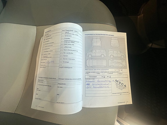 Volkswagen Crafter 25 of 28