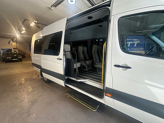 Volkswagen Crafter 13 of 28