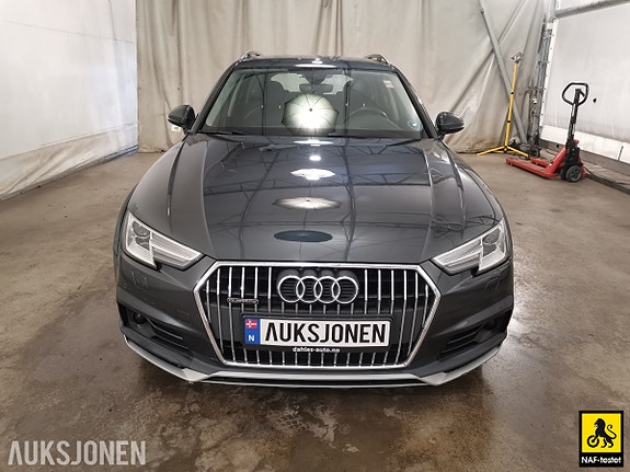 Audi A4 allroad 2 of 30