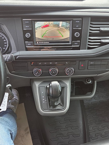 Volkswagen Transporter 12 of 13