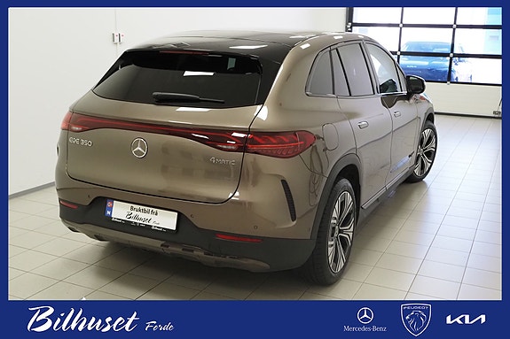 Mercedes-Benz EQE SUV 3 of 21