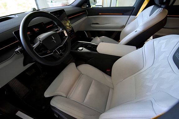 Polestar 3 5 of 10