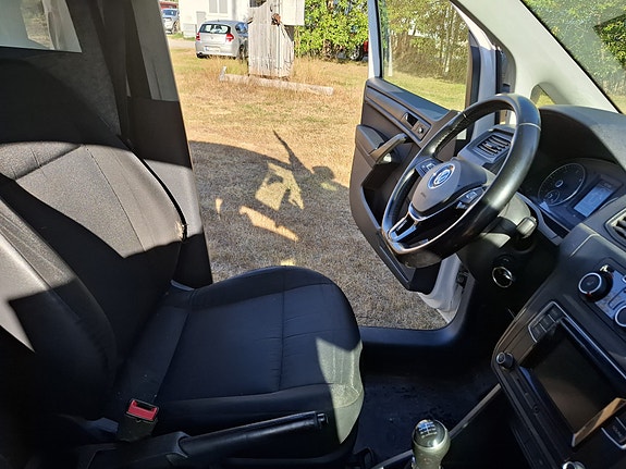 Volkswagen Caddy 5 of 20