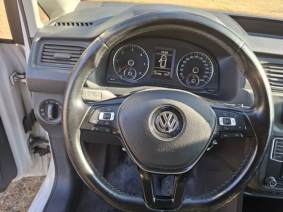 Volkswagen Caddy 19 of 20