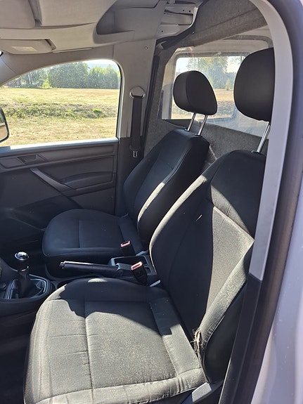 Volkswagen Caddy 8 of 20